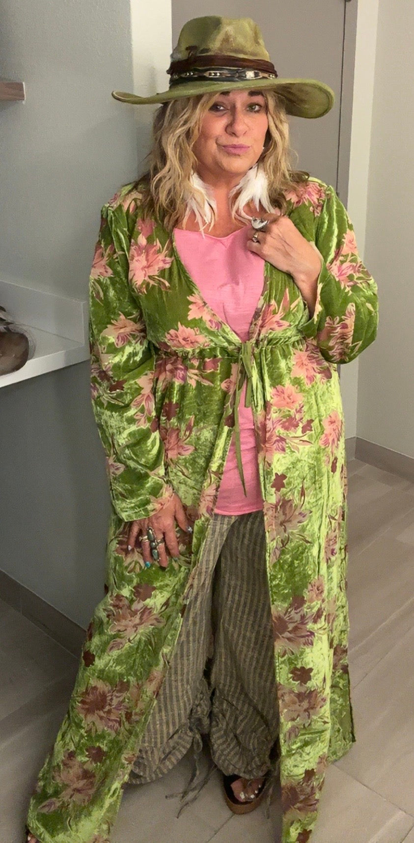 Elegant Burn Out Velvet Duster