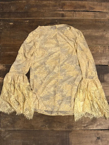 Garden Tea Lace Top bell sleeve