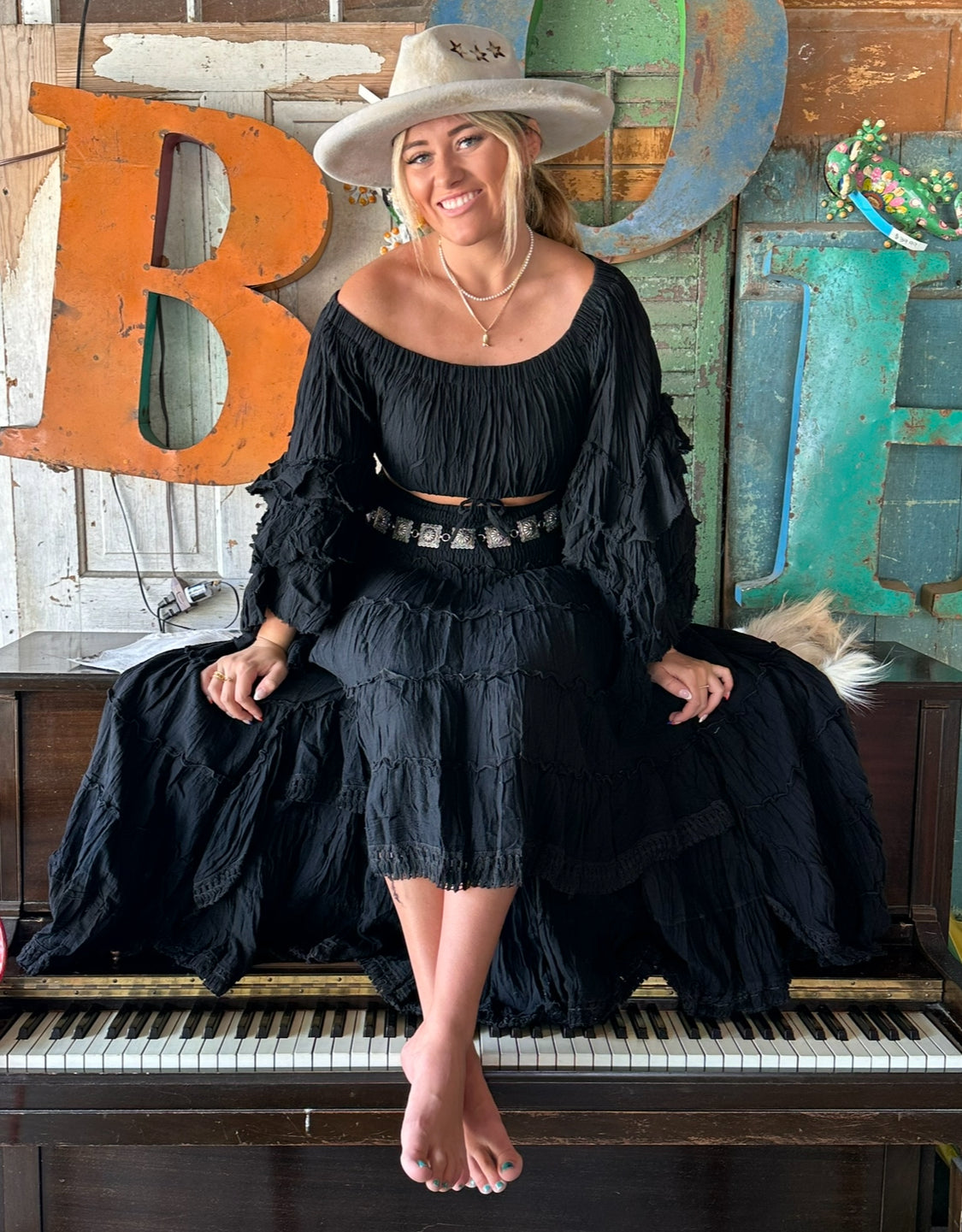 WC skirt-5 black layered high low