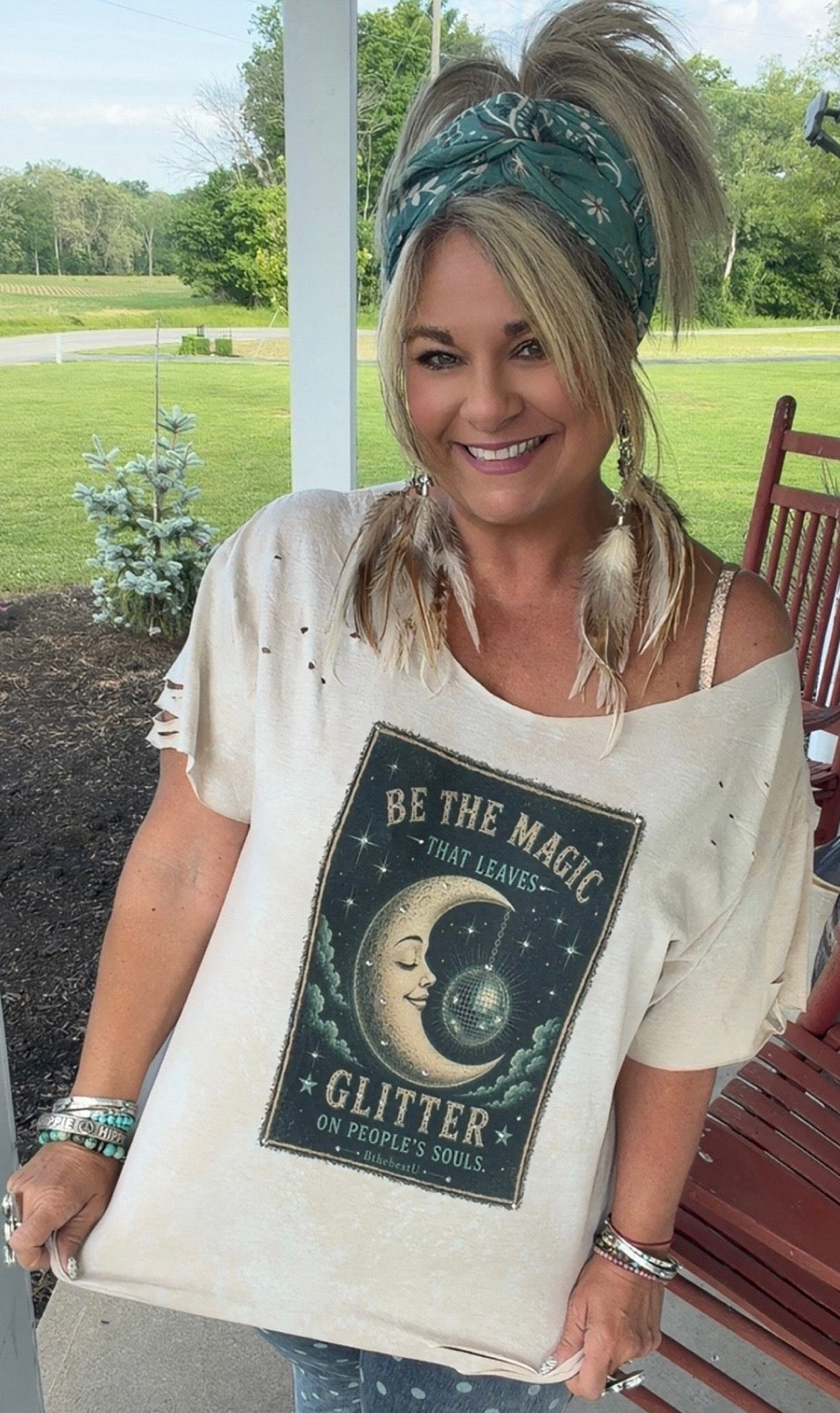 Bthebestu Tee - Glitter Moon