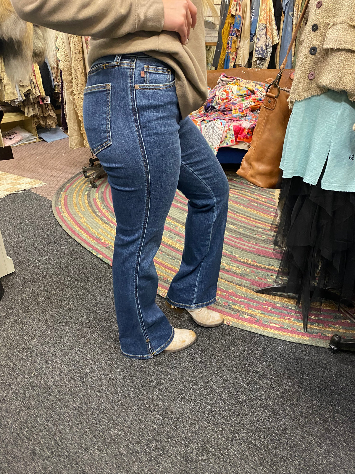 Judy Blues - Bootcut w/cellphone pocket