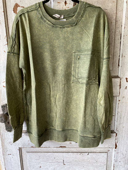 Mineral Washed Crewneck Sweatshirt