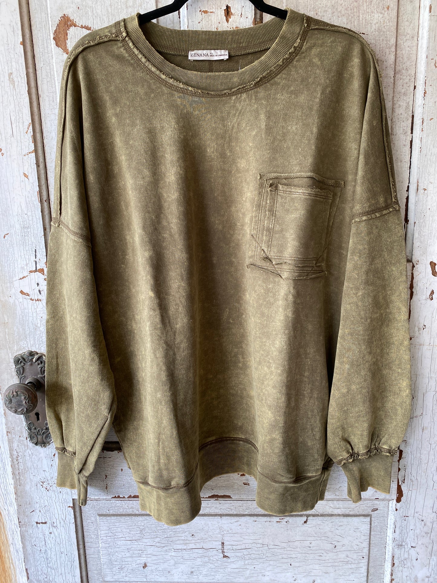 Mineral Washed Crewneck Sweatshirt