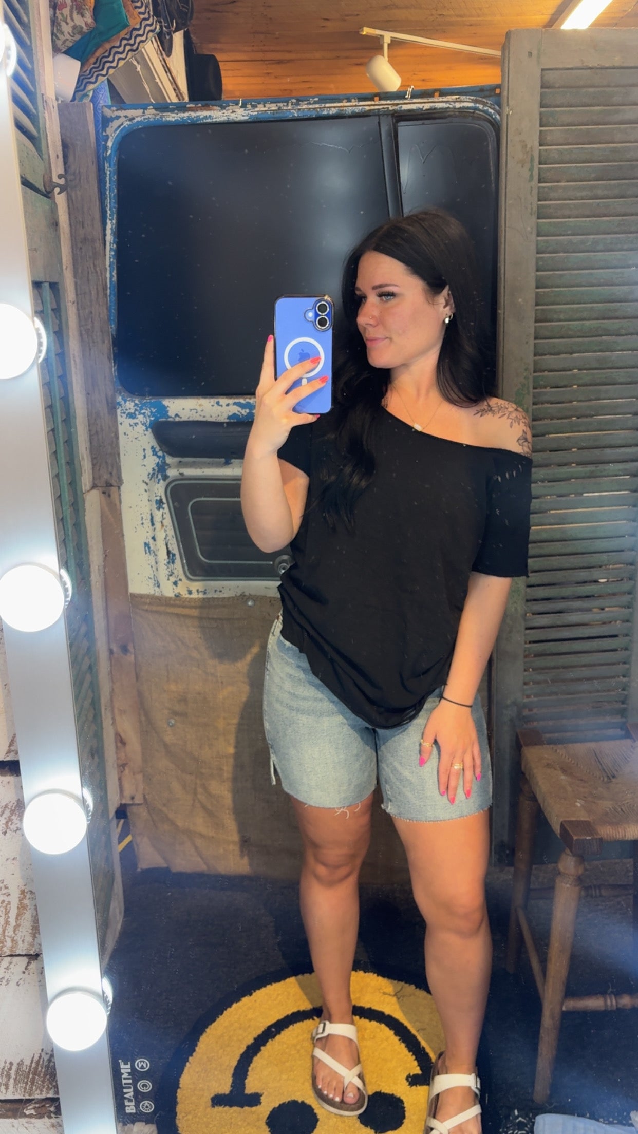 Judy Blue - Vintage Wash Side Slit Shorts