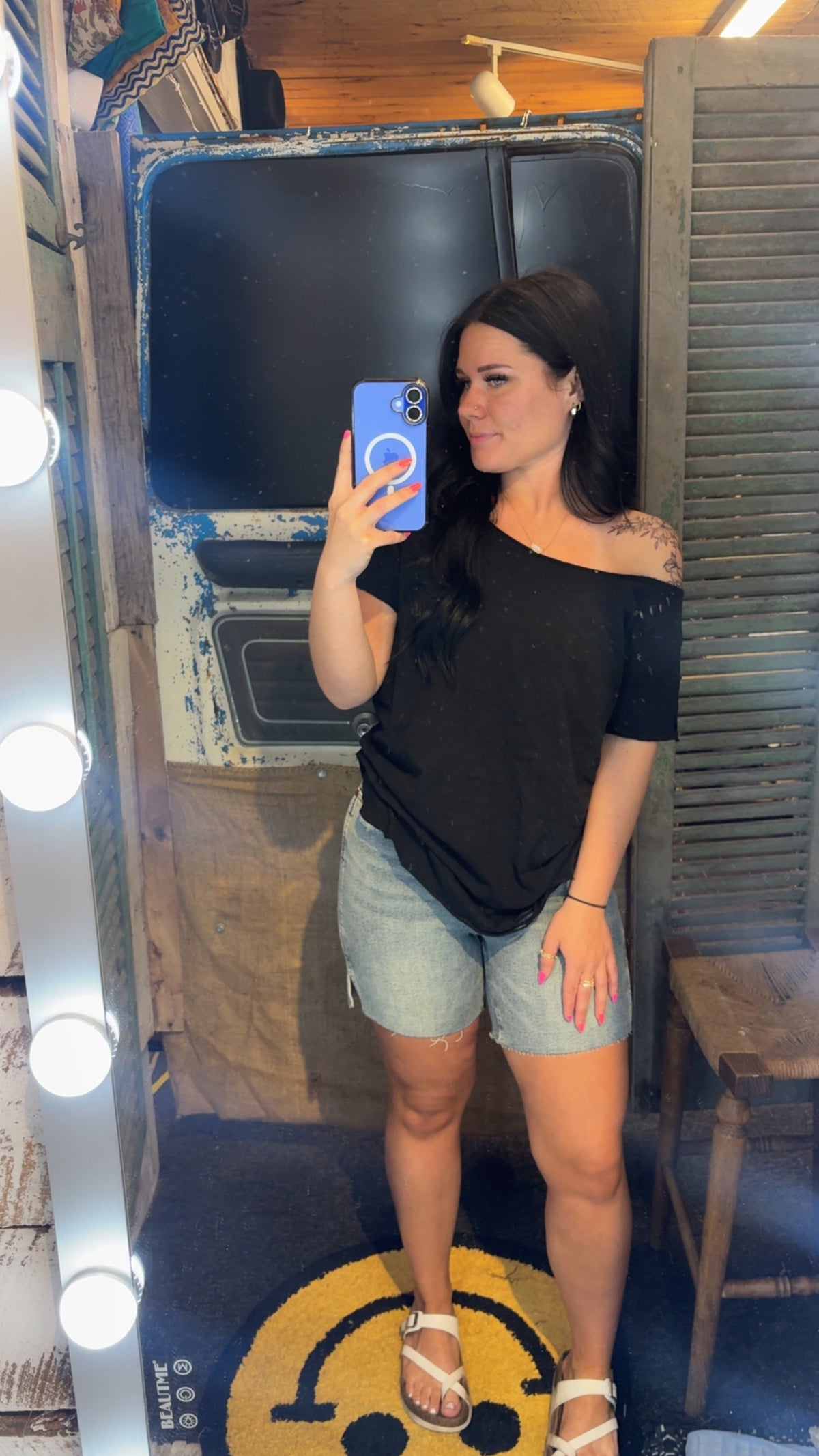 Judy Blue - Vintage Wash Side Slit Shorts