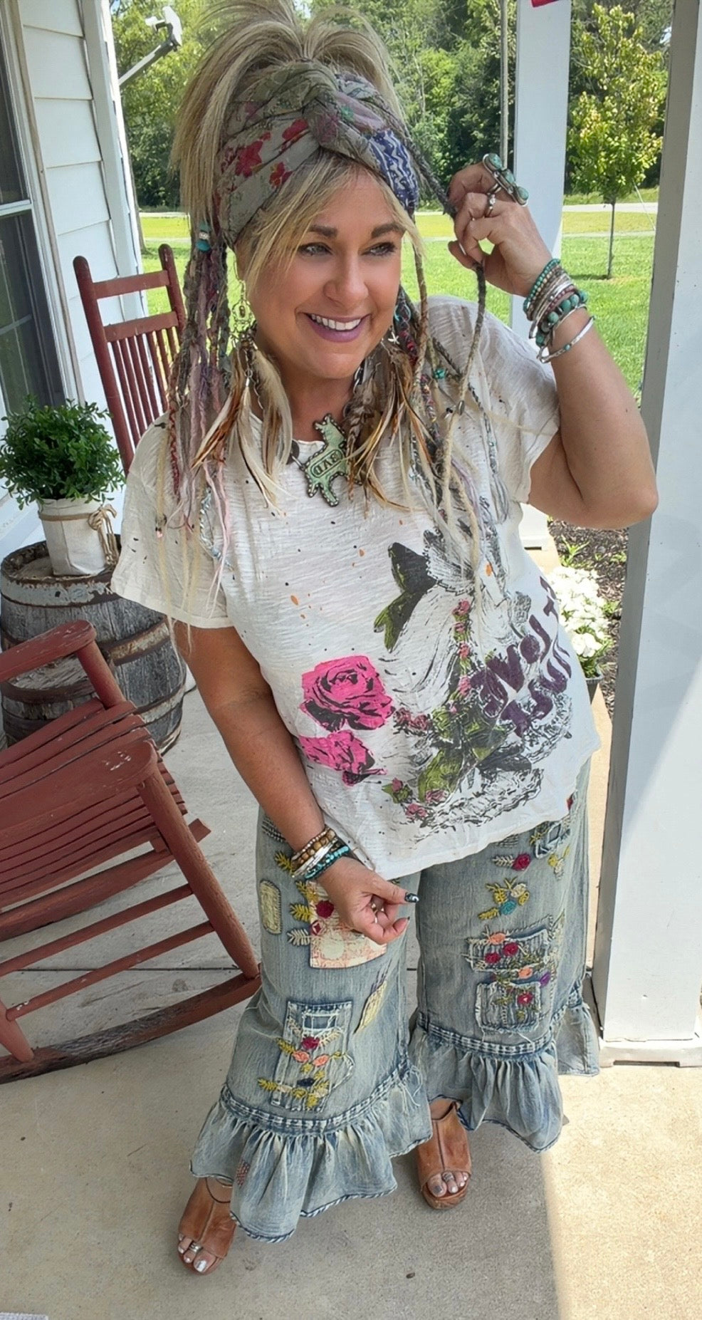 Worn And Weathered Tee -Love Rules
