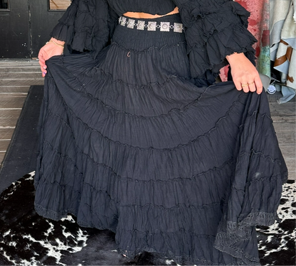 WC skirt-5 black layered high low