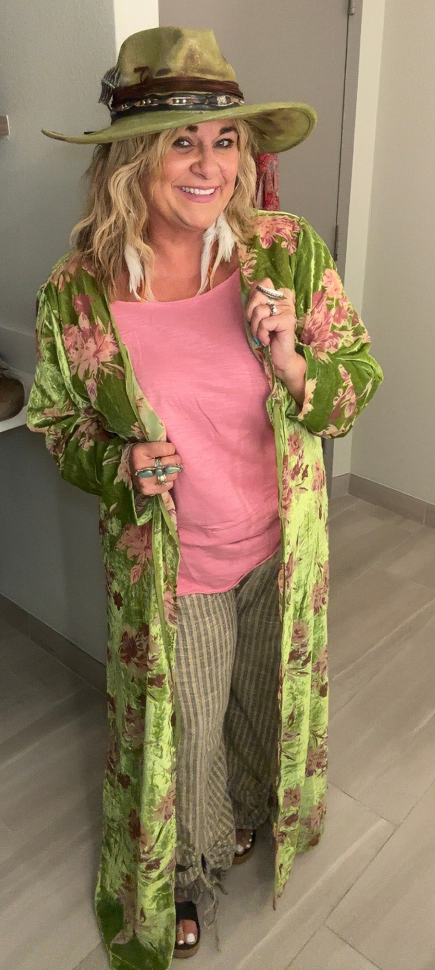Elegant Burn Out Velvet Duster