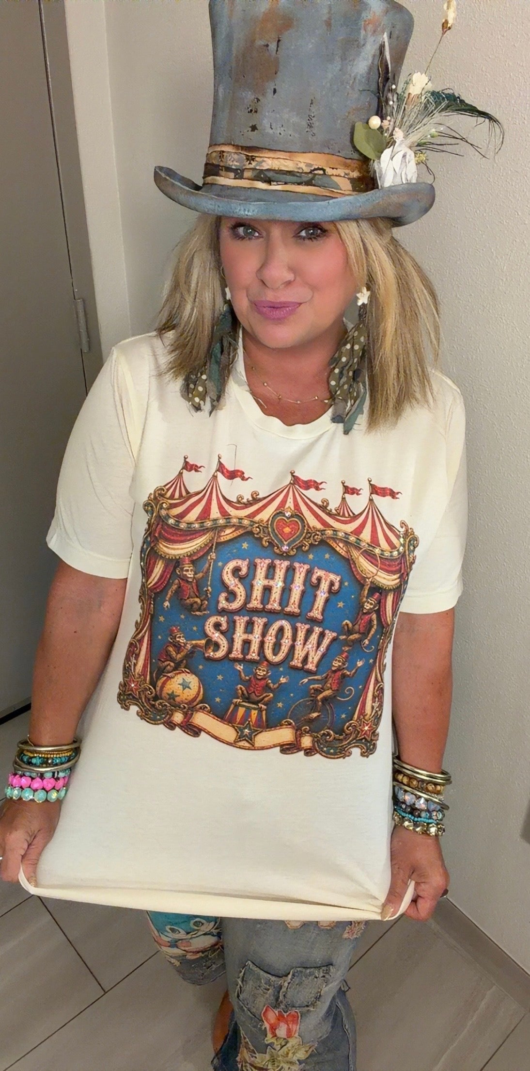 Monkey Show - T-shirt