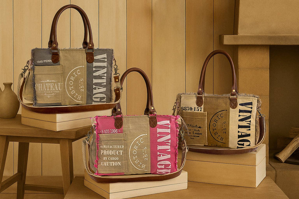 Queen Creek Small & Crossbody Bag in Pink