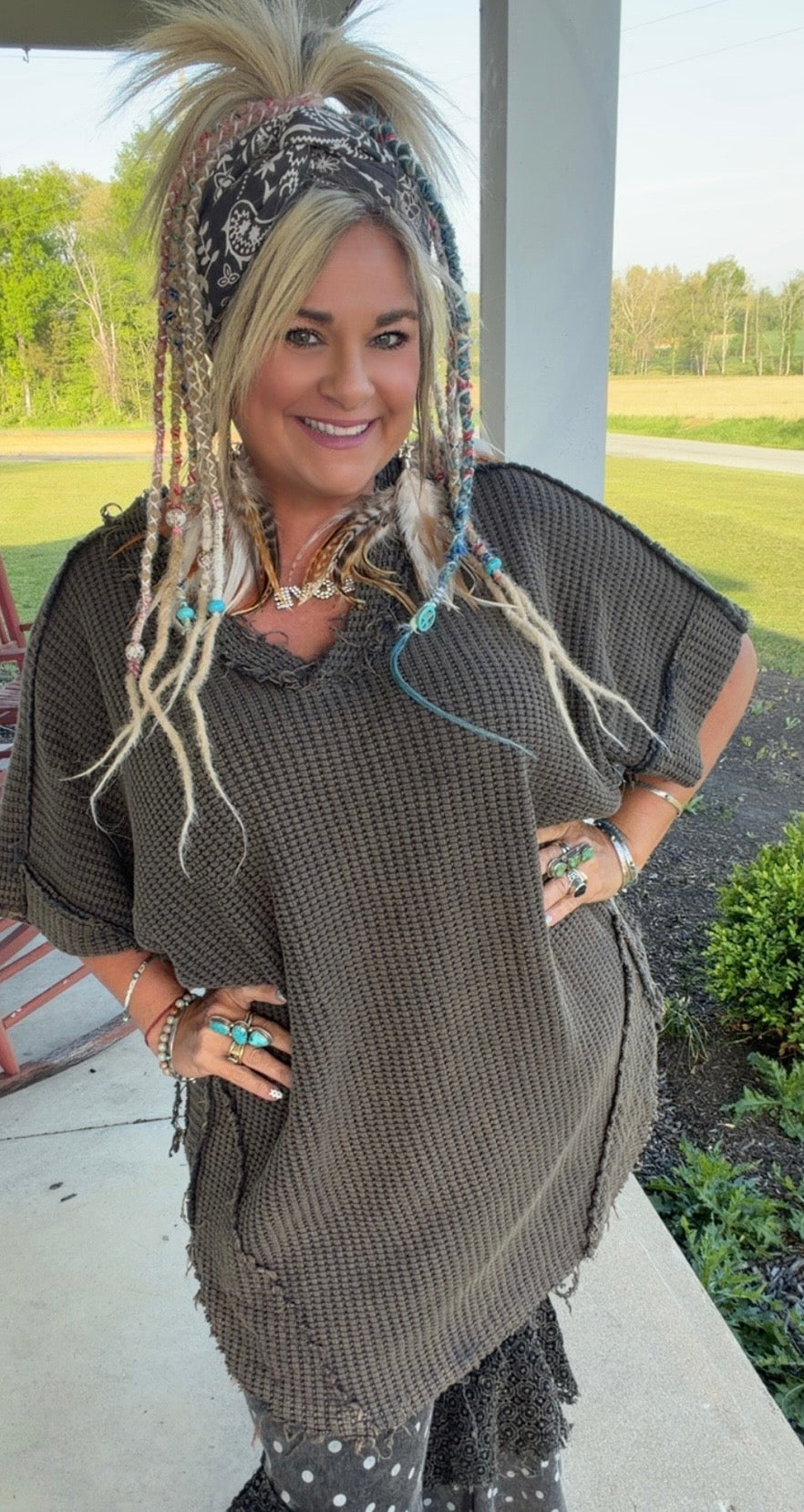 WAFFLE SHORT SLEEVE V-NECK TUNIC TOP