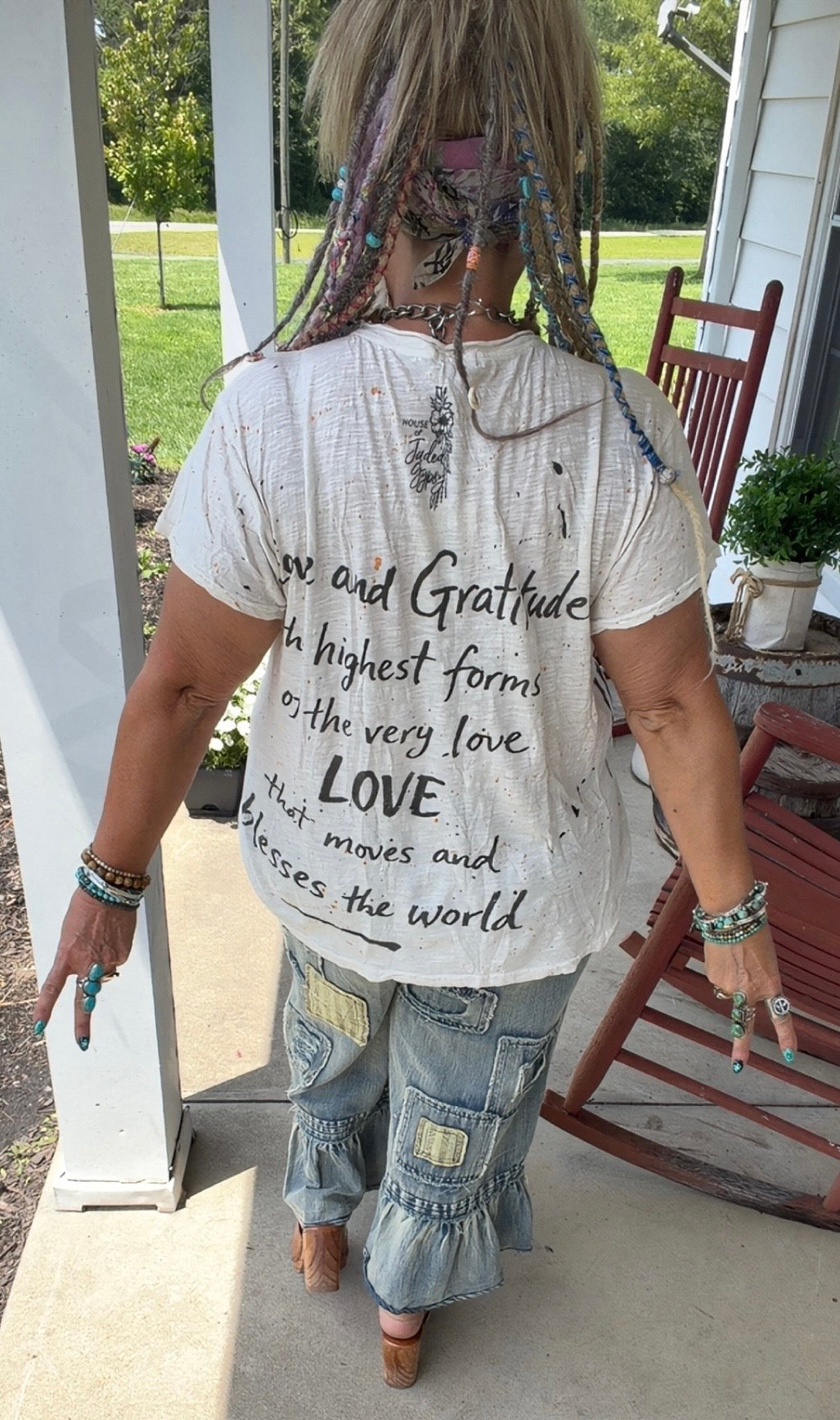 Worn And Weathered Tee -Love Rules