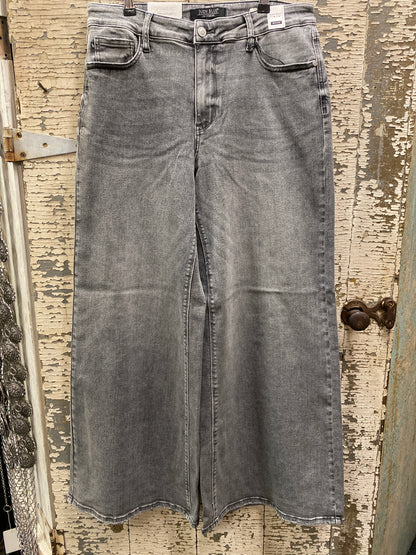 Judy Blue - Mid Rise Palazzo Split Back Yoke Jeans