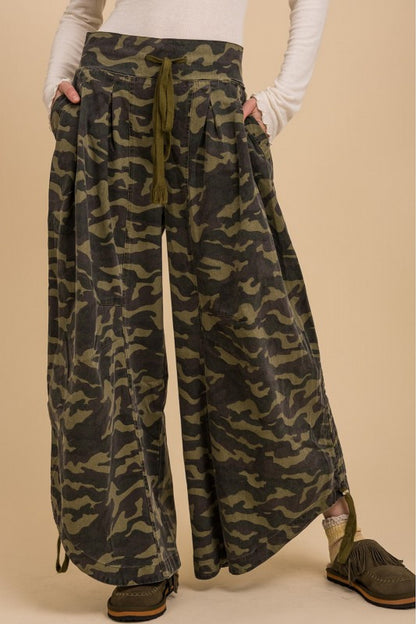 Camo Crush Ruched Pants