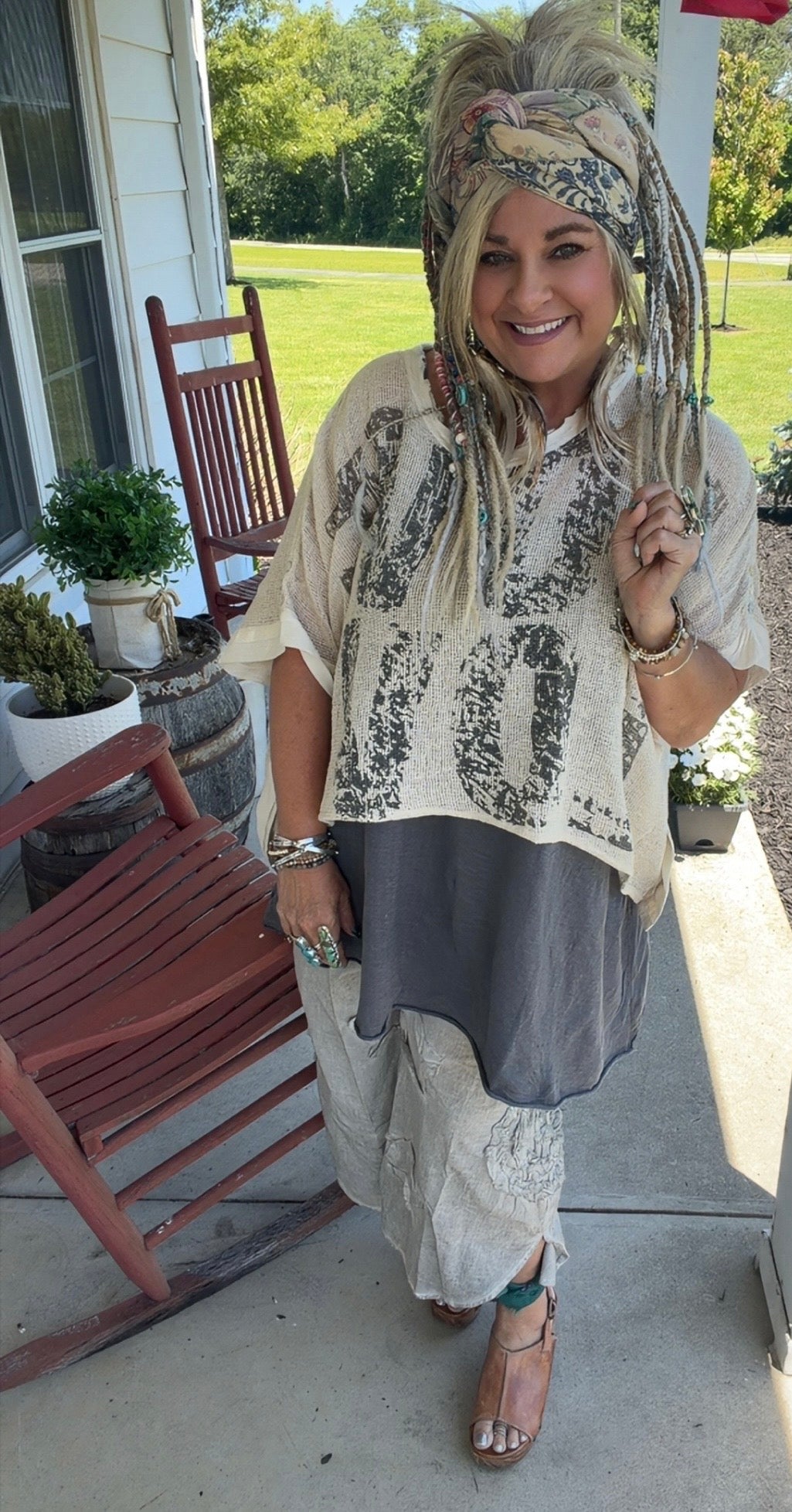 Love Threads Topper