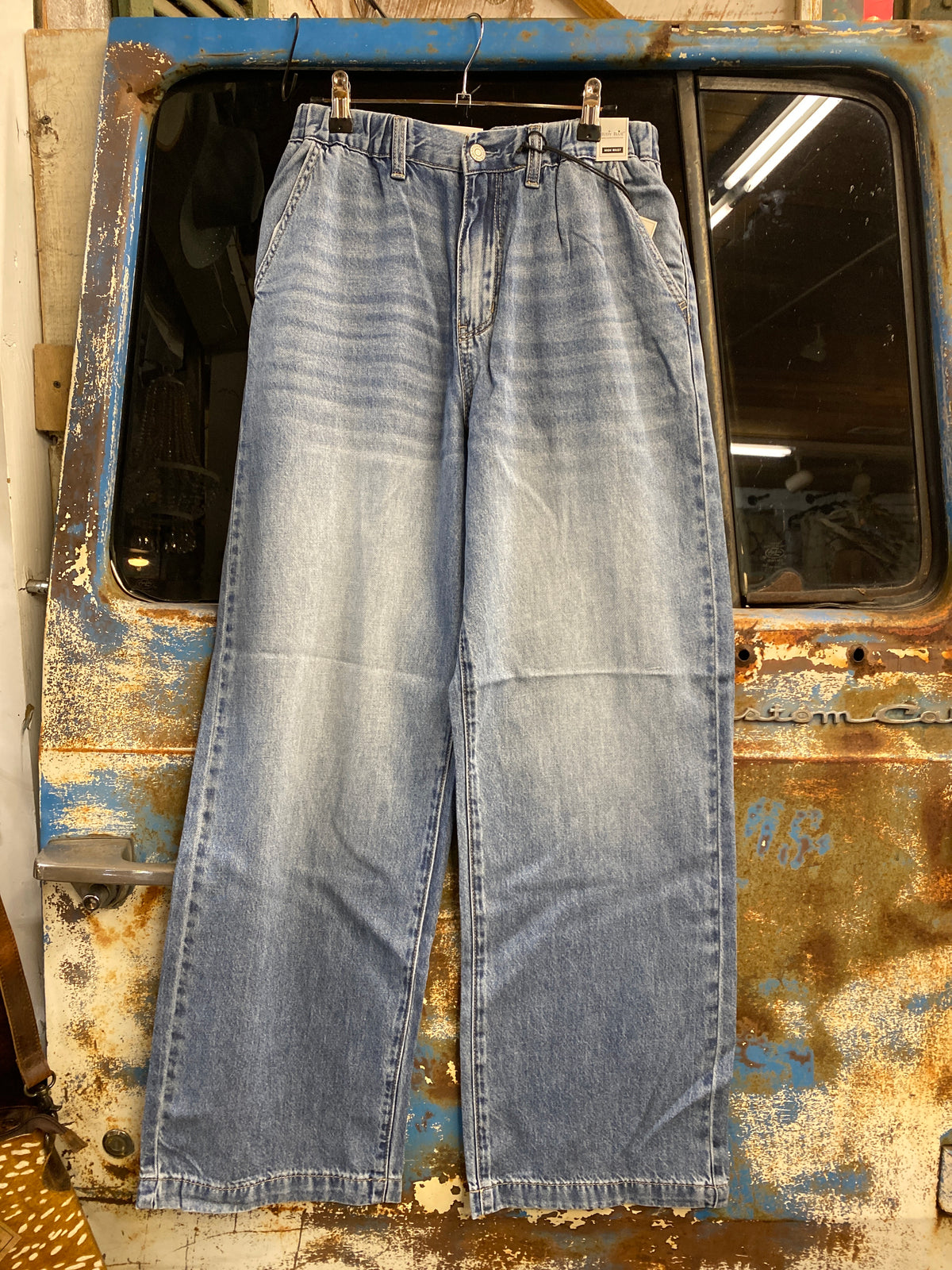 Judy Blue - HW Featherweight Baggy Elastic WB