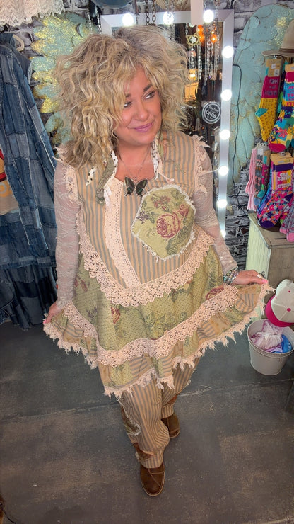 Butter Fly Striped Top