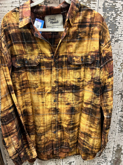 Coordinator of the entire shit show Flannel